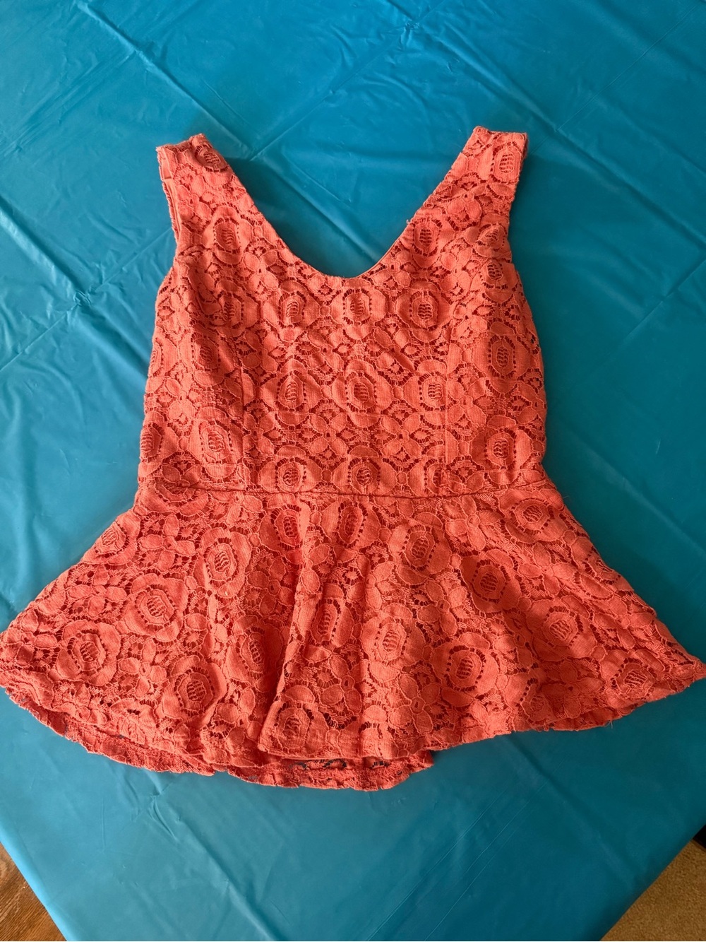 Forever 21 Coral Lace Peplum Camisole